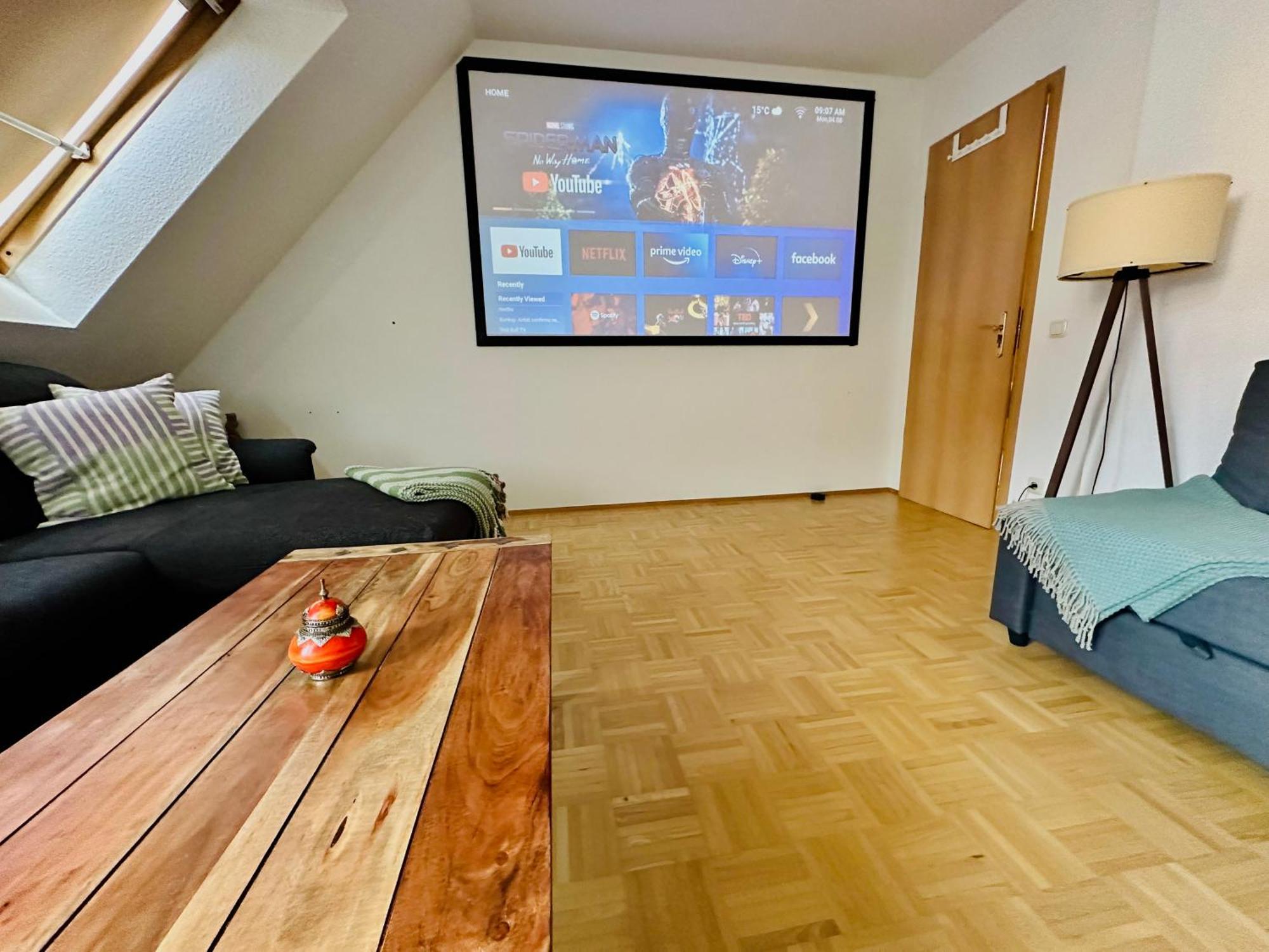 Massive Karli Loft - Over 130 Meters Floor Space - Home Theater Room - 4 Private Sleeping Areas - Best Location In Lipcse Kültér fotó
