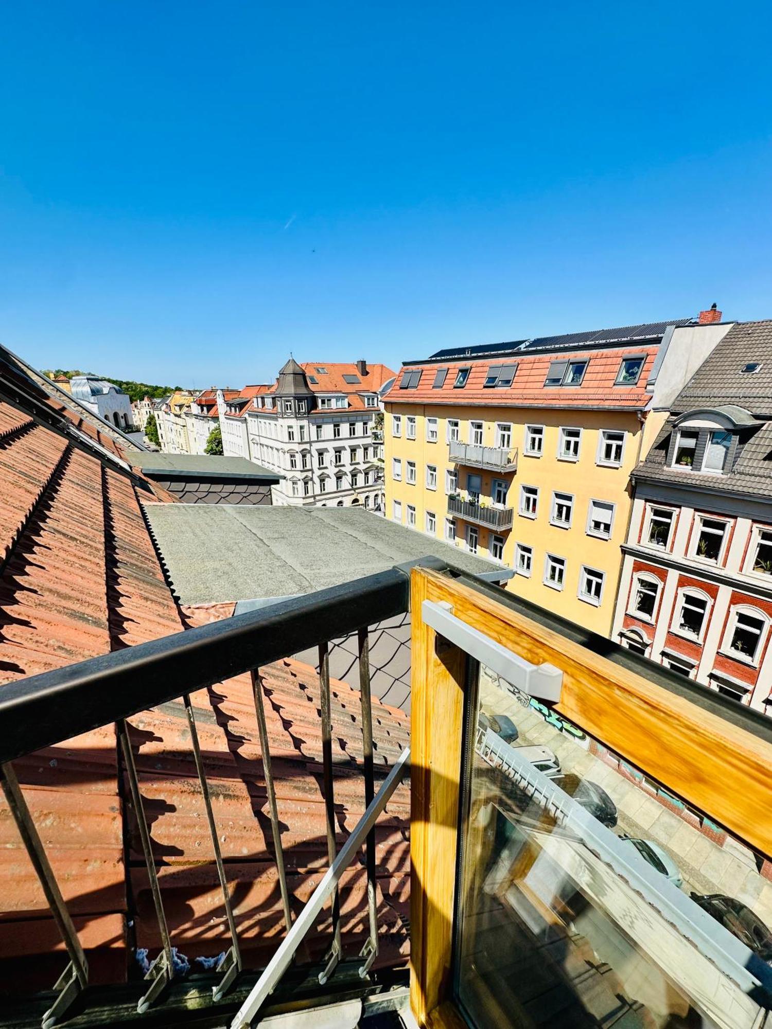 Massive Karli Loft - Over 130 Meters Floor Space - Home Theater Room - 4 Private Sleeping Areas - Best Location In Lipcse Kültér fotó